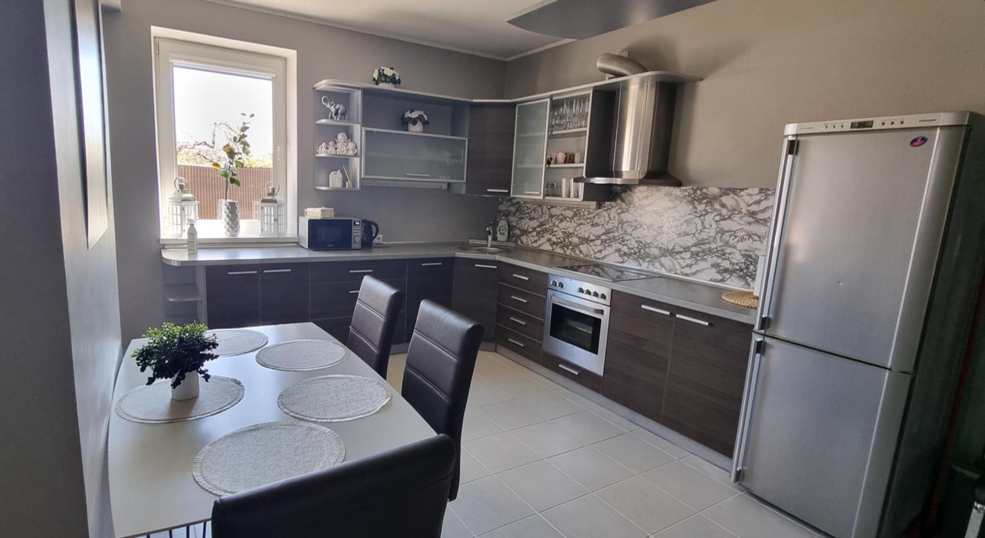 Villa Sveciu Namai Kamile à Šiauliai Extérieur photo